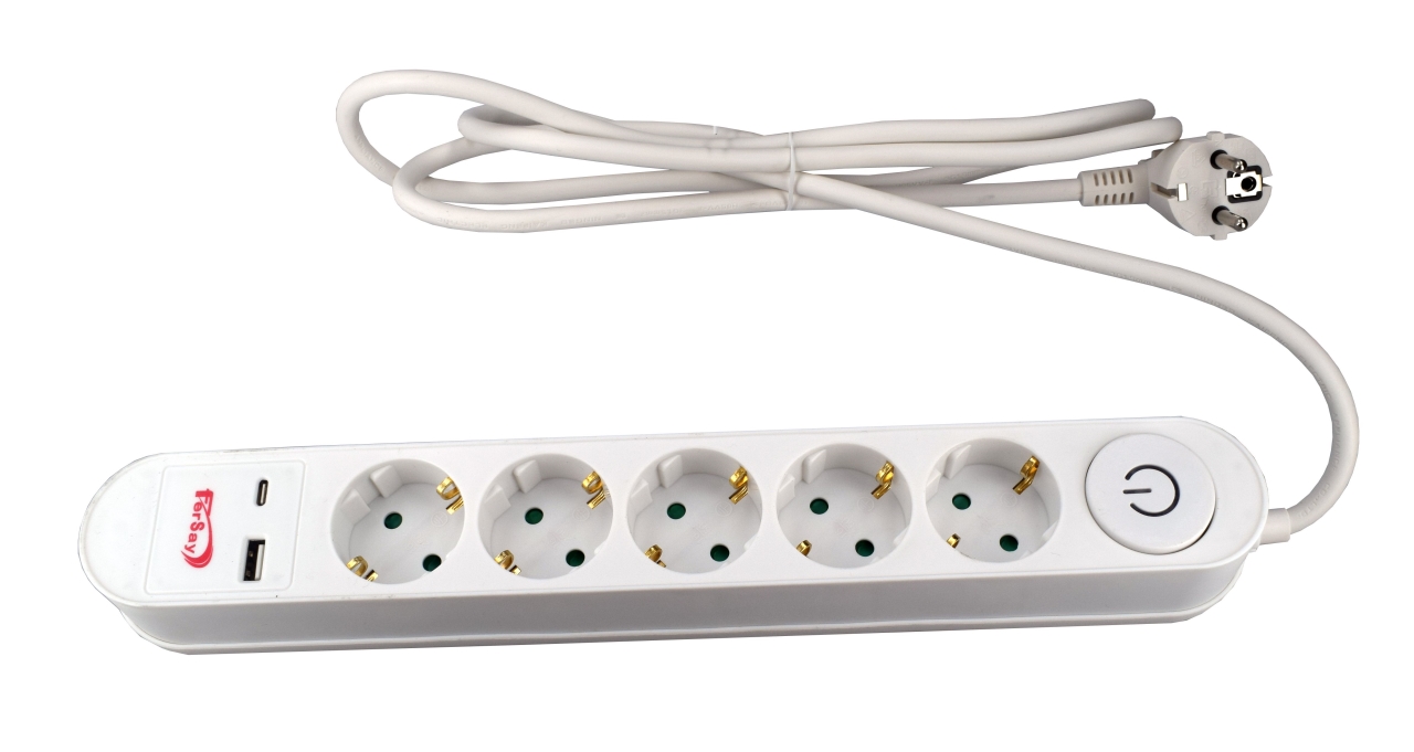 Fersay lanza dos nuevas regletas de tres y cinco enchufes con USB y puerto tipo C