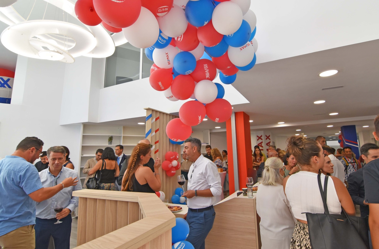 REMAX GRUPO LANGAGORTA CELEBRA LA INAUGURACIÓN SE SU SEGUNDA OFICINA EN LAS PALMAS, REMAX LANZAGORTA