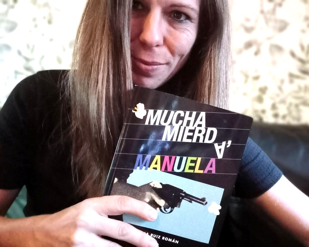  La escritora Paloma Ruiz Román presenta  su nueva novela “Mucha mierda, Manuela”