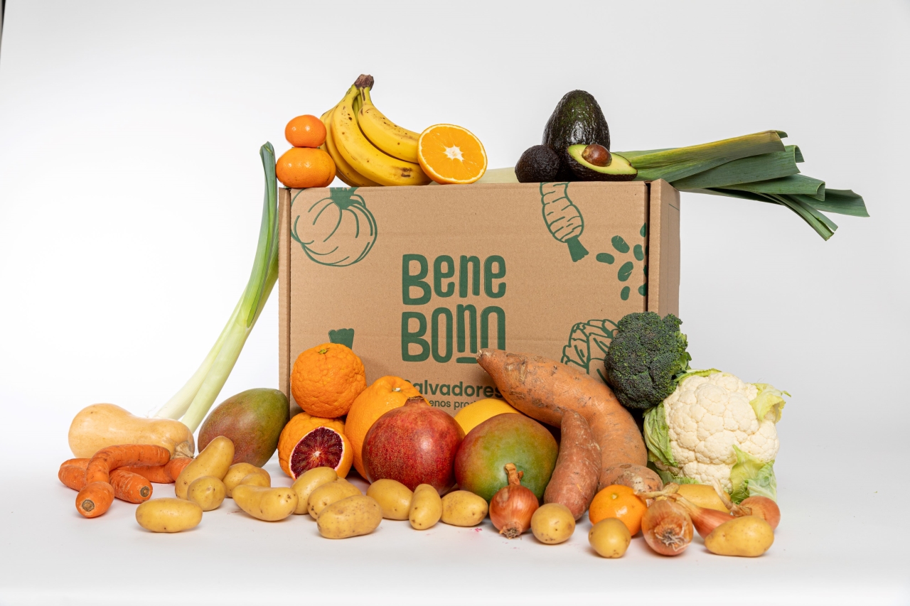 Bene Bono llega a Vitoria y a Bilbao para salvar alrededor de 1 tonelada de frutas y verduras imperfectas a la semana