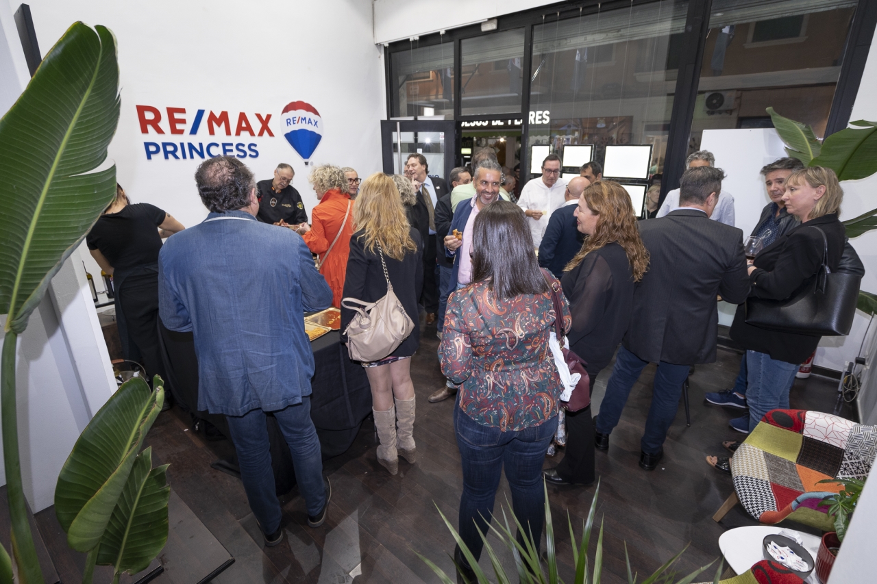 REMAX INAUGURA UNA NUEVA OFICINA EN ALICANTE, REMAX PRINCESS