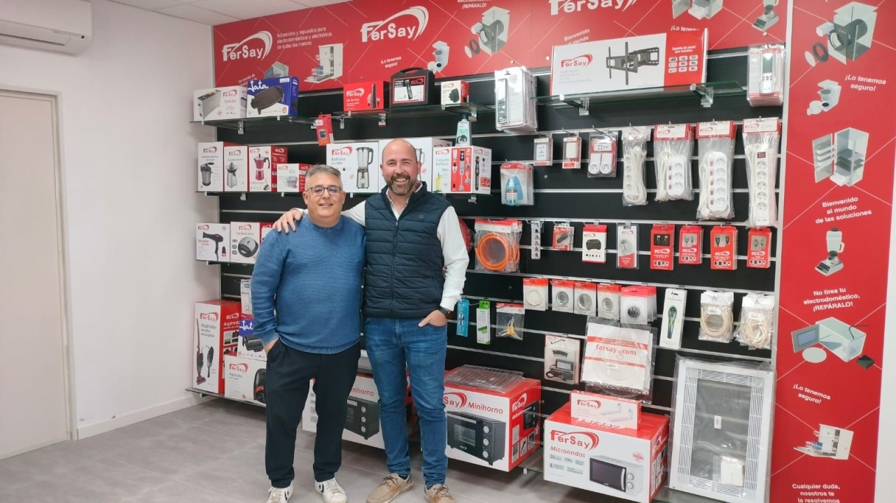 Fersay inaugura un corner número 75 en Murcia