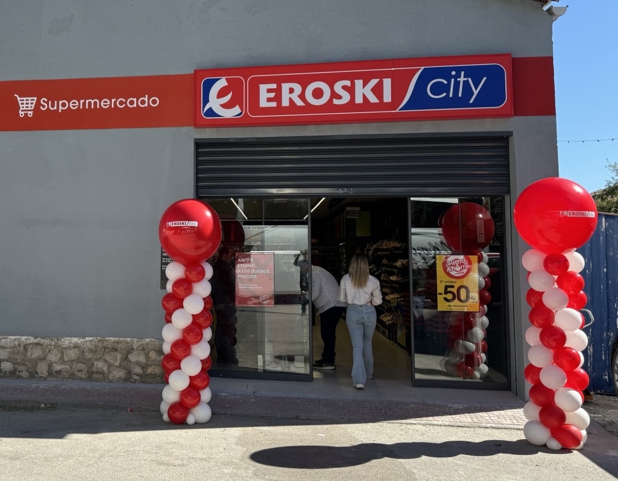 EROSKI INAUGURA UN NUEVO SUPERMERCADO FRANQUICIADO EN ALMOGUERA, EN GUADALAJARA