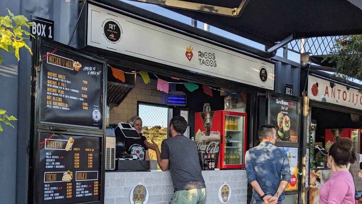 Ricos Tacos abre Food Truck en Toledo