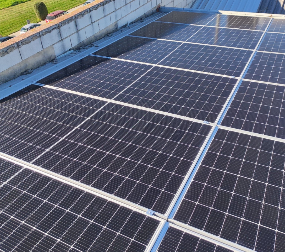 Mexicana de Franquicias apuesta  una vez más por la sostenibilidad con una instalación solar fotovoltaica