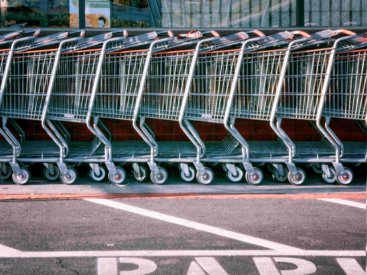 Cinco consejos para reducir el desperdicio alimentario y fomentar la sostenibilidad en supermercados