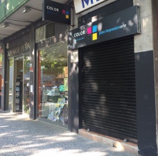 Color Plus, a por las diez tiendas en Zaragoza