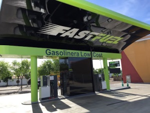 Fast Fuel, la gasolinera law cost extremeña, se expande