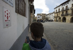 El éxito turístico del Plan WiFi de la Diputación de Castellón se dispara en verano con más de 40.000 usuarios, gracias a akiwifi