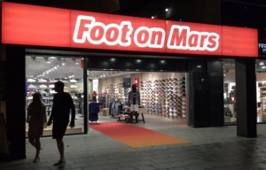 Foot on Mars prosigue su expansión en Canarias con un nuevo sneaker store en Lanzarote