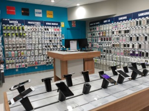 Phone House inaugura una nueva tienda en  Mislata (Valencia) 