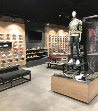 Foot on Mars alcanza los 30 sneakers stores con una nueva apertura Foot on Mars en Cádiz