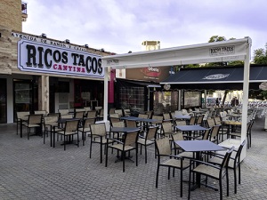 Ricos Tacos abre su primer local en Sevilla.