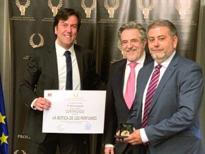 La Botica de los Perfumes recibe el premio “Medalla de Oro” por su imagen de marca