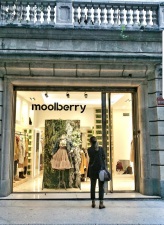 Grupo KOKER apuesta por la moda sostenible y lanza una nueva firma con objetivos éticos: moolberry