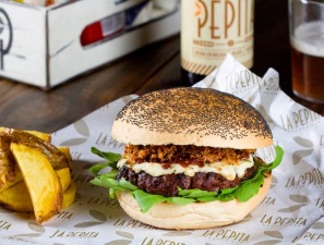 La mejor hamburguesa de Galicia se come en La Pepita de Santiago de Compostela